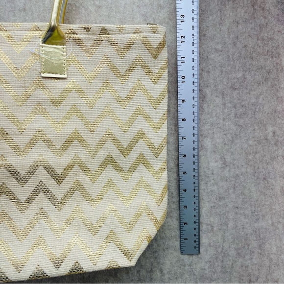 Straw & Gold Beach Shopping Tote Bag with Matching Wristlet - Picture 7 of 10